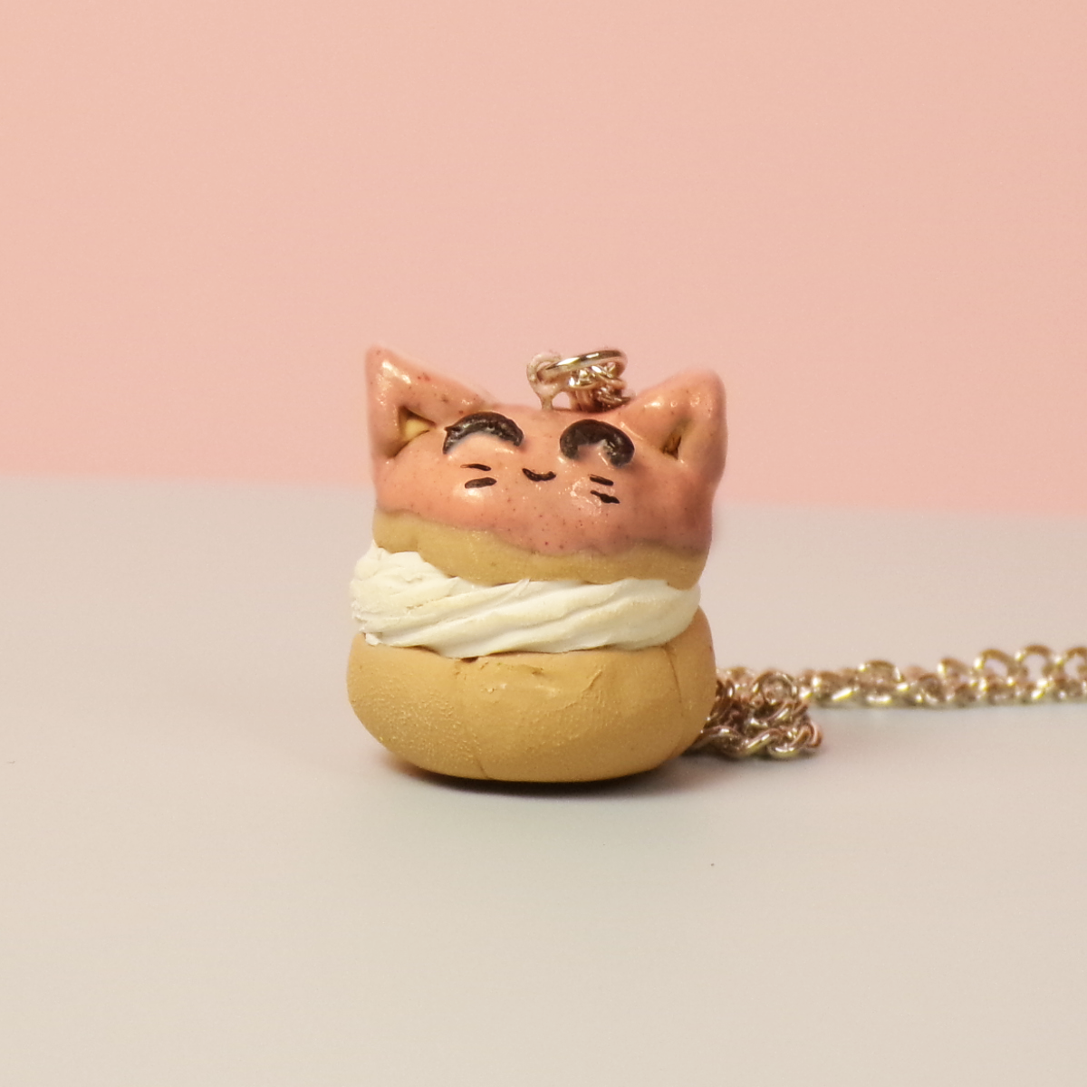 Scented Stawberry Kawaii Cream Puff Necklace -- Happy Kitty